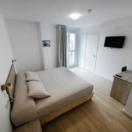 Hotel Myro
