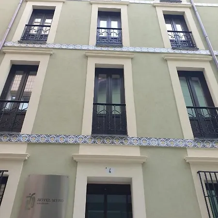 Myro מלון