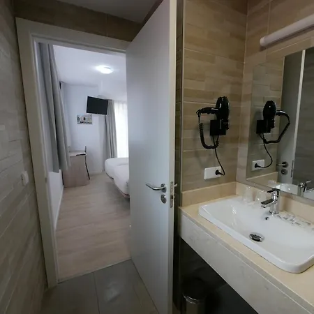 Myro מלון גיחון